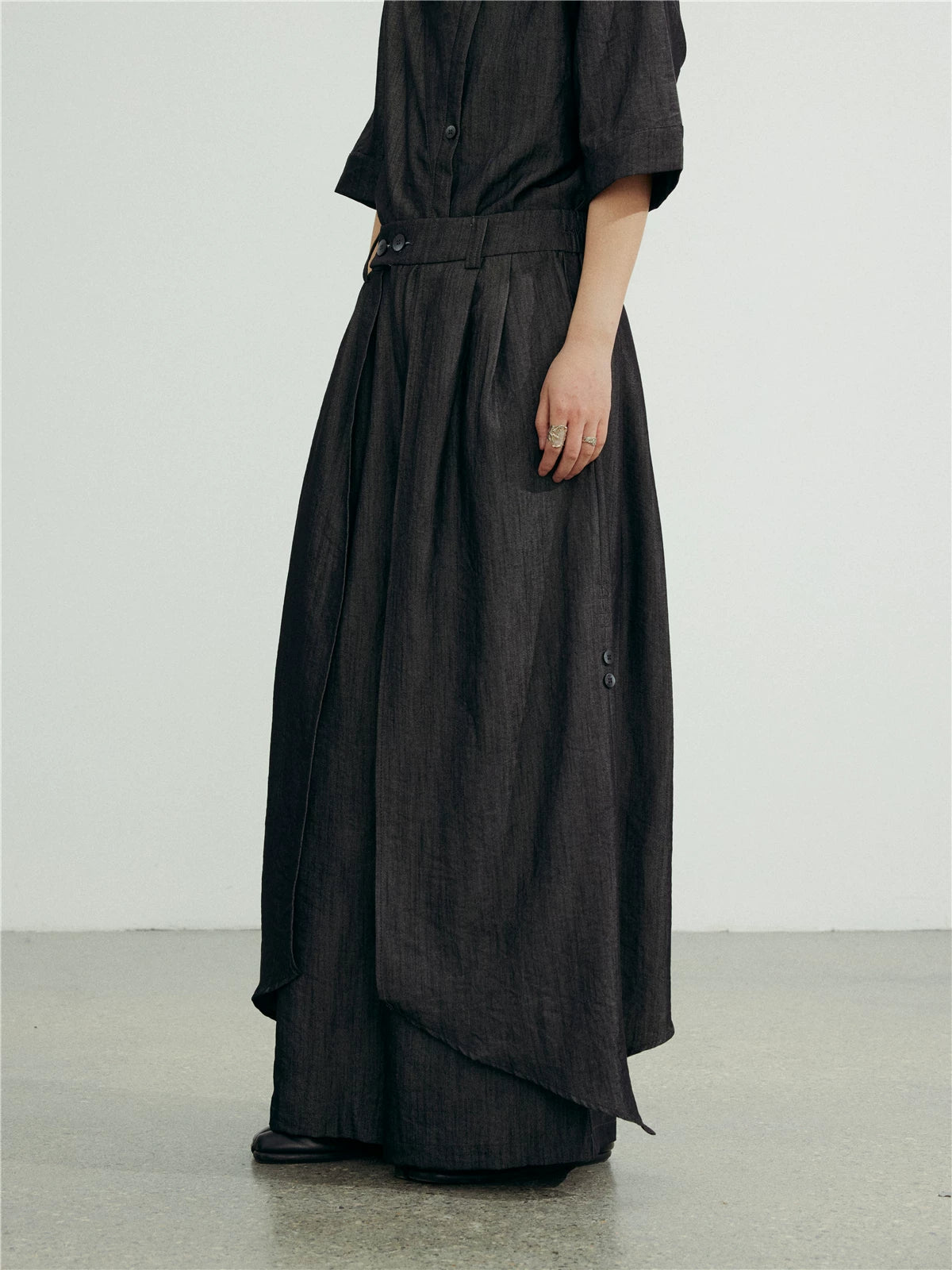 SUNYVONNE Niche Drapey Irregular Casual Pants and Skirts