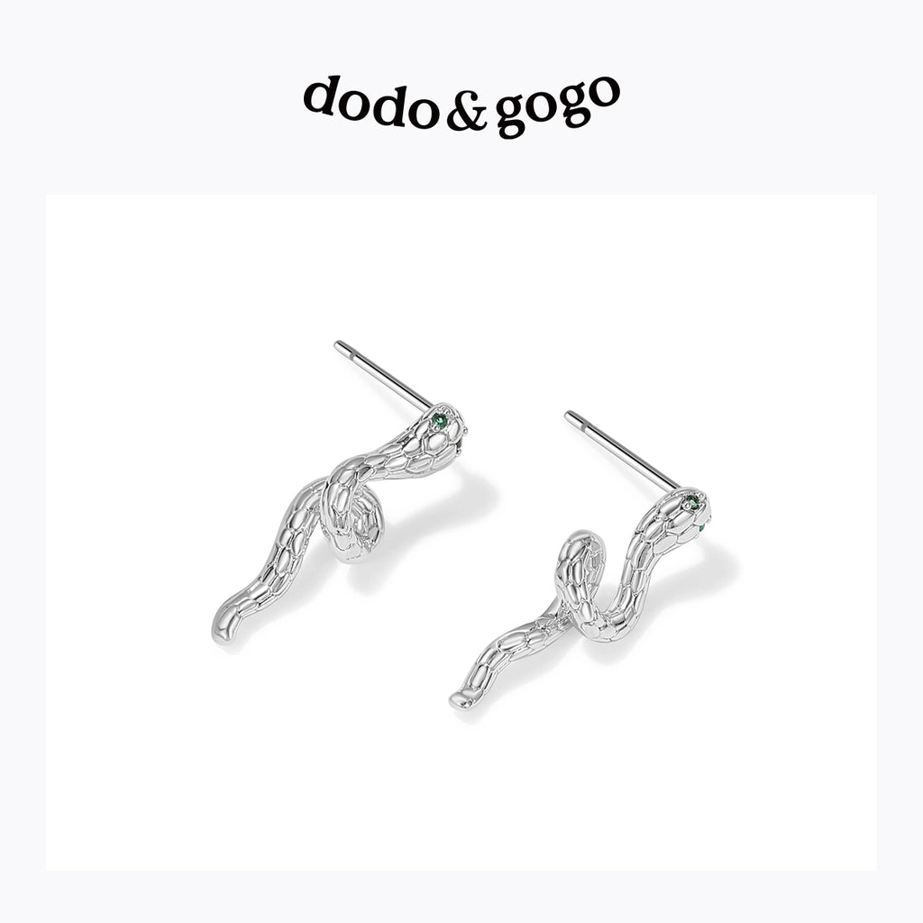 DODOGOGO Snake Light Luxury Fashion Earrings