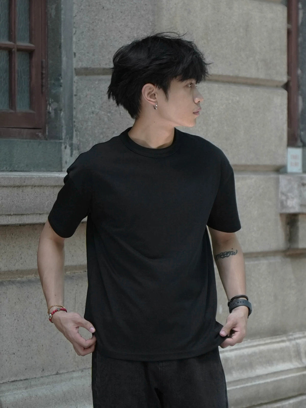 GOODLIVEABLE Cool Small Neckline Versatile Tee