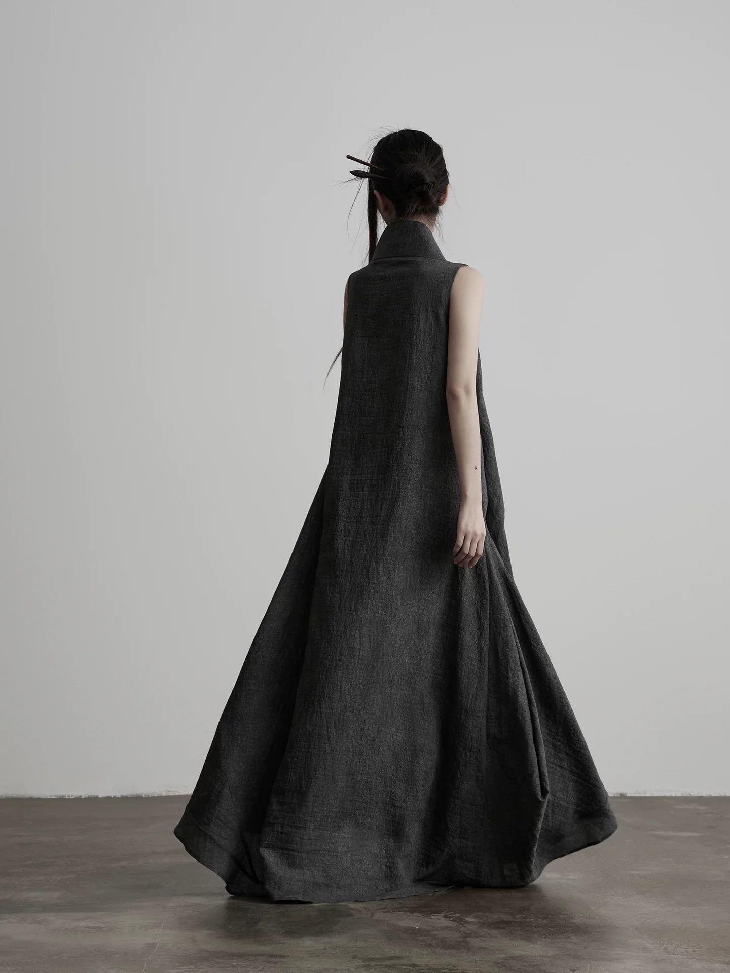 INDULGE Vintage Sleeveless Long Dress