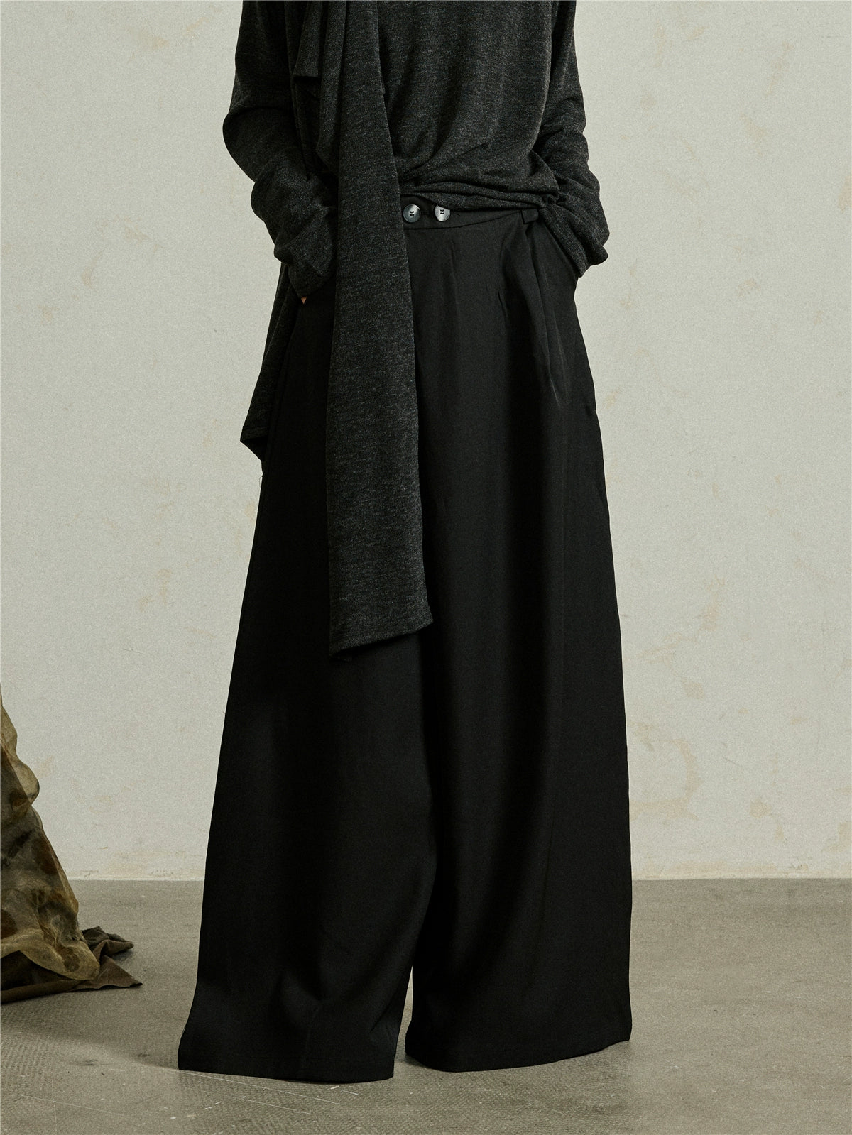 SUNYVONNE Double-button Diagonal Placket Suit Pants