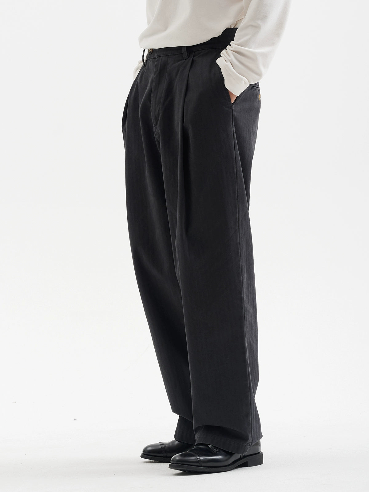 BUTTBILL Double-pleated Herringbone Slacks