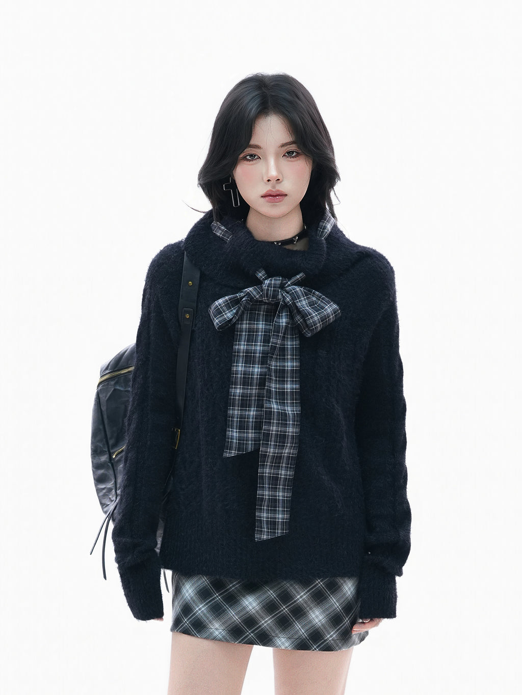 Zuocisankon High-end Bow-tie Turtleneck Sweater