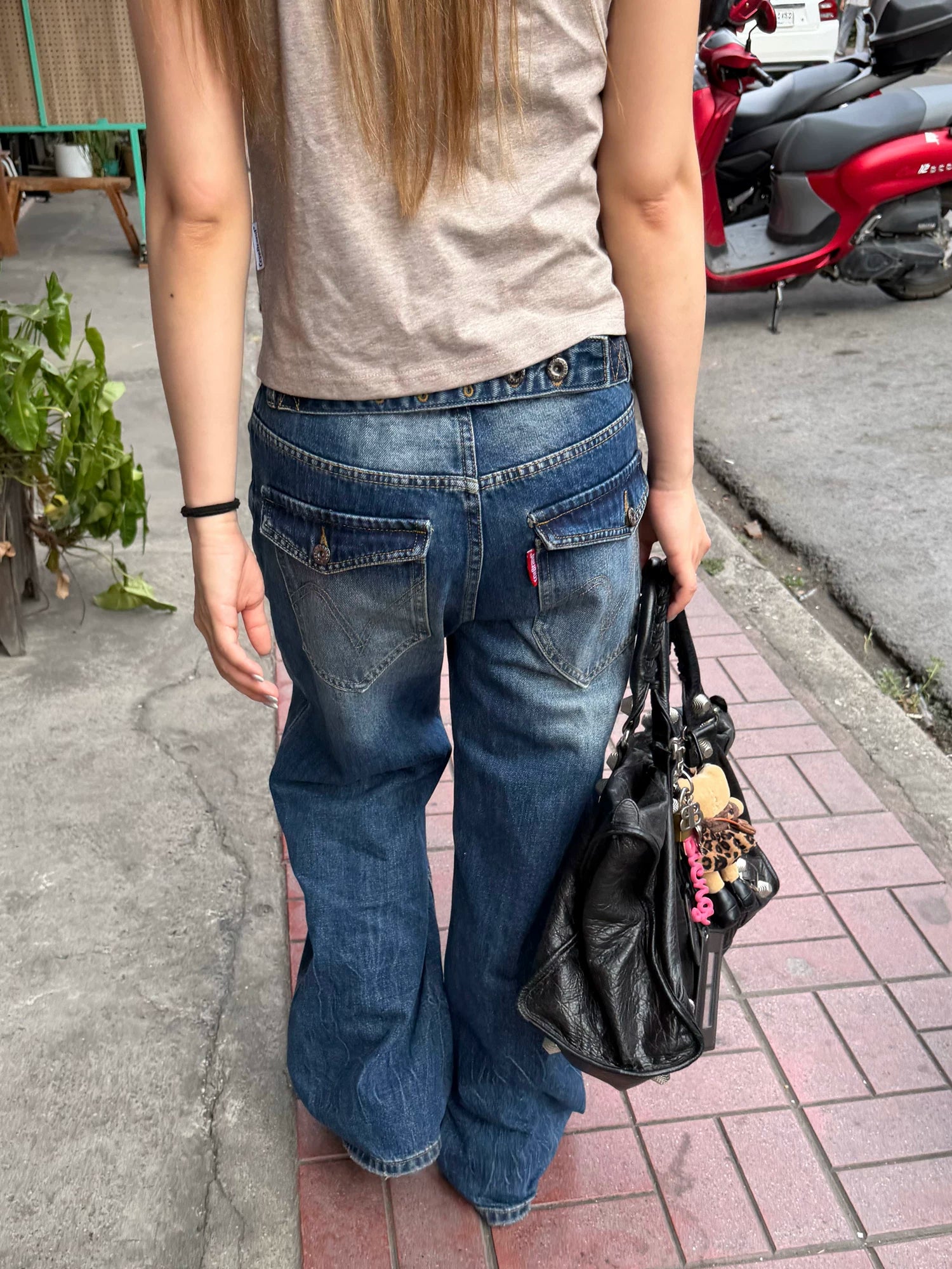 CCYE Straight Tube Medium and Low Waist Worn Old Jeans