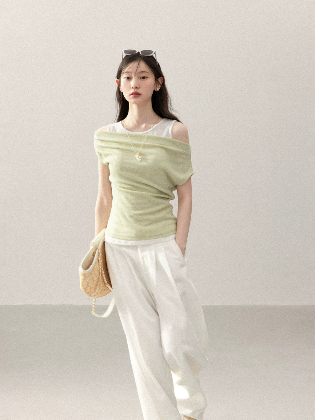 Cantonstory One-word Shoulder Sling Vest Two-piece Set