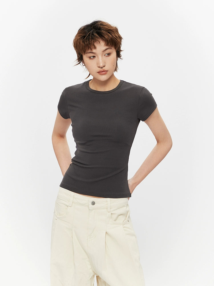 AIRHOOD Simple and Versatile Slim and Thin Tee