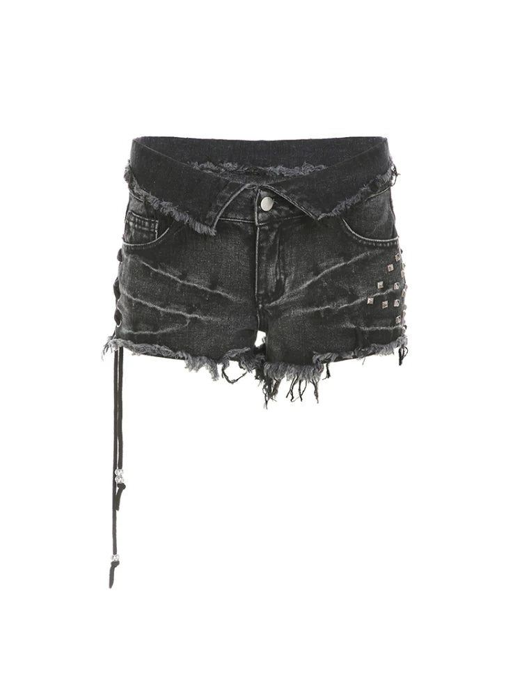 FUNOFF Vintage Riveted Burr-edged Low-rise Denim Shorts