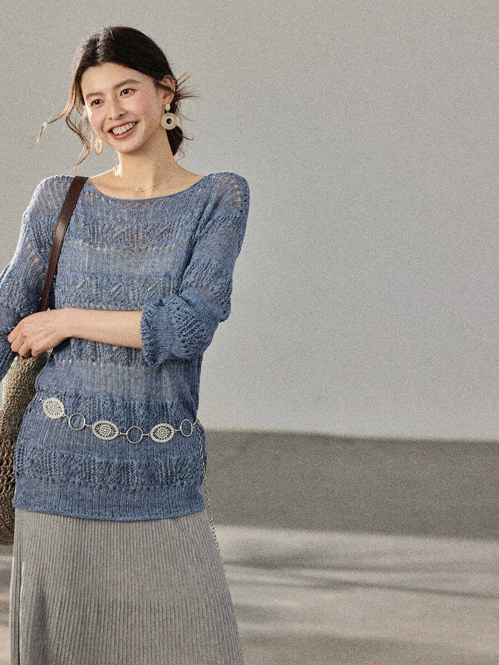TYANG Round Neck Hollow Light and Loose Long Sleeves