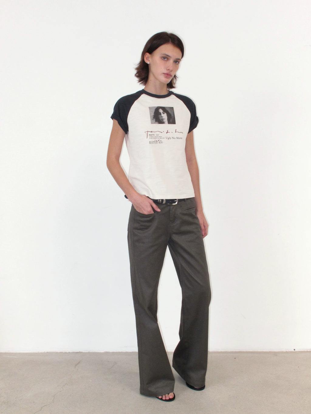 NOT UGLY Splicing Shoulder Sleeve Slim Tee