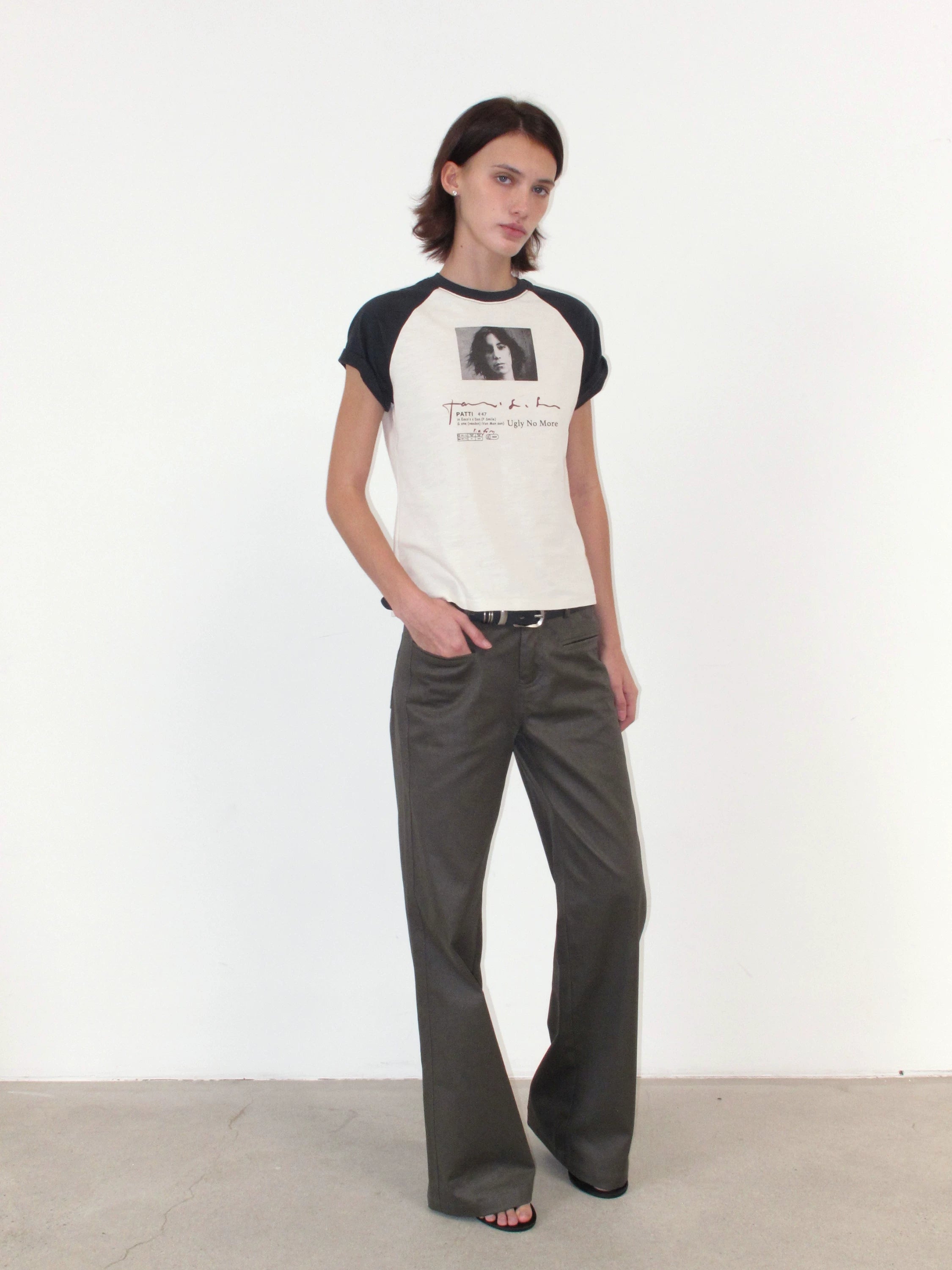 NOT UGLY Splicing Shoulder Sleeve Slim Tee