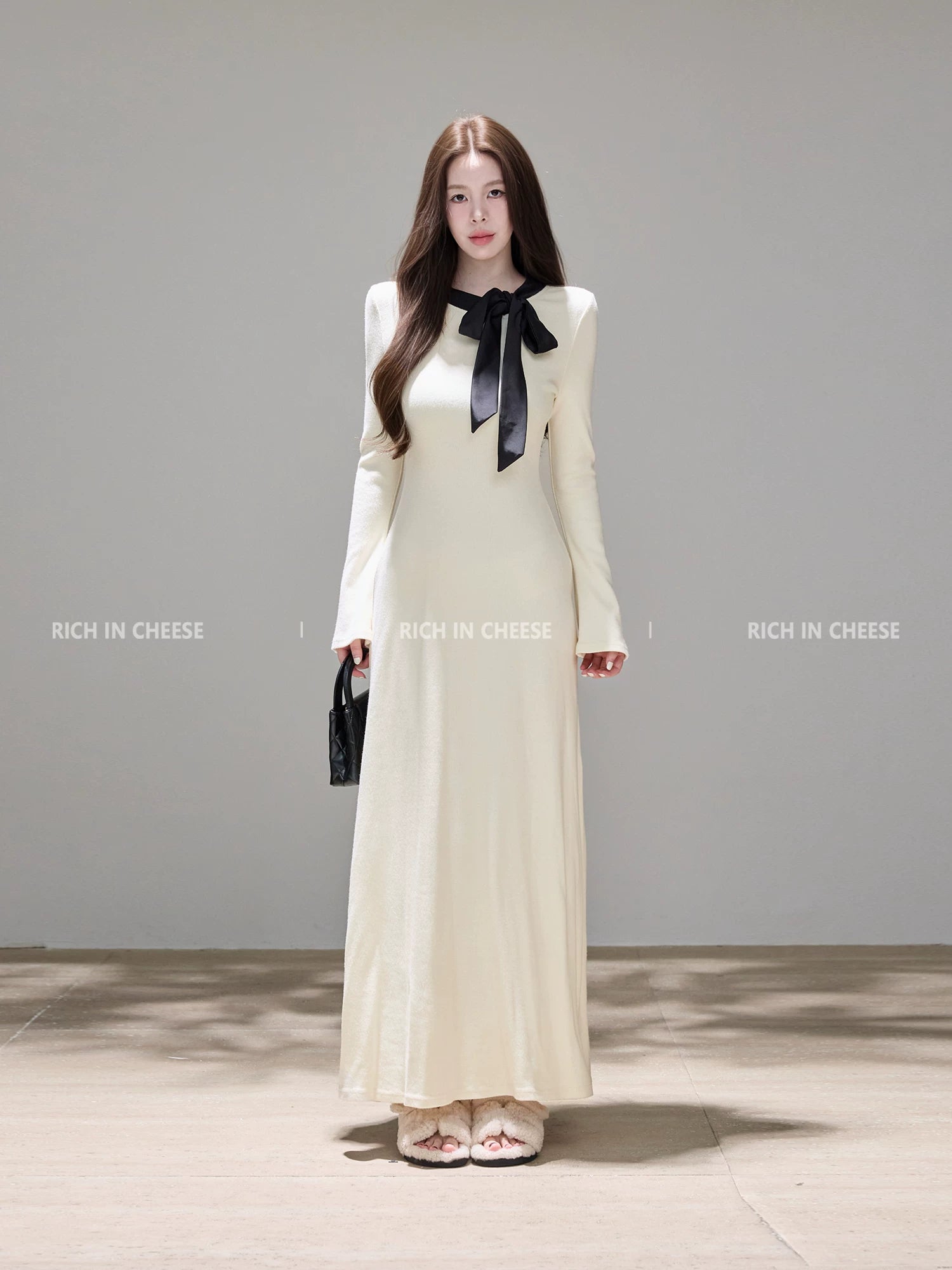 RICH IN CHEESE Bow Contrasting Splicing Long Knitted Dress