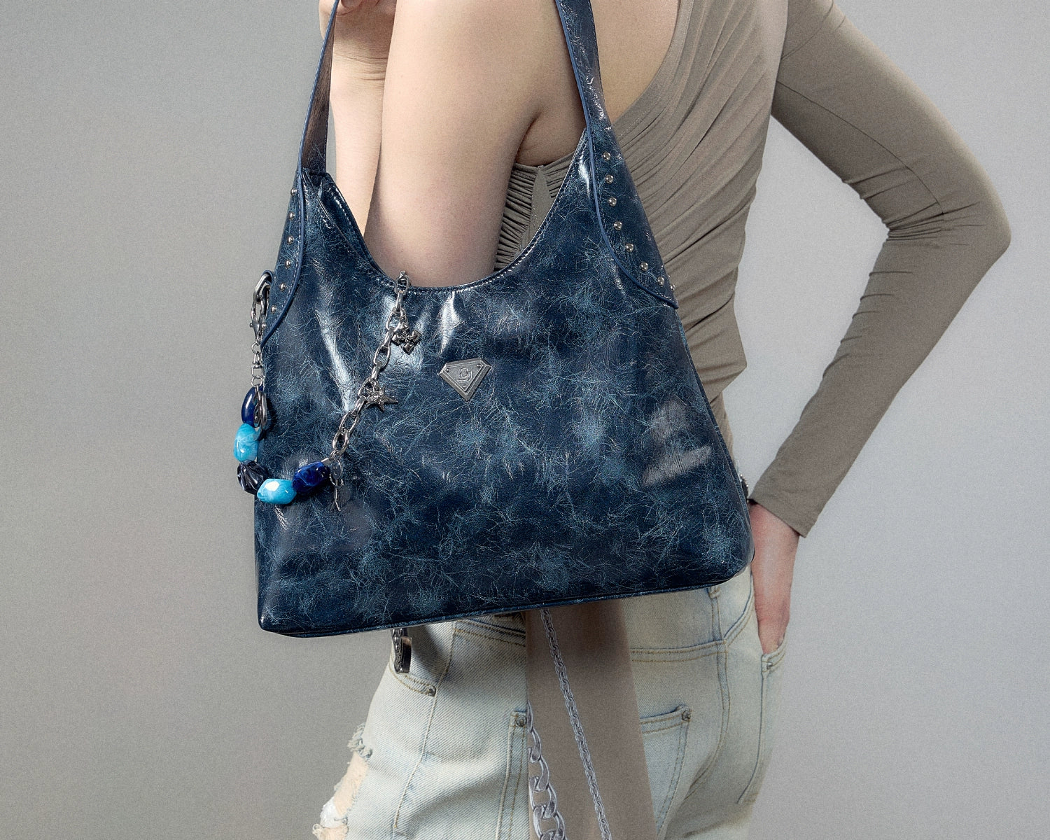 JACD Vintage Large Capacity Commuter Underarm Bag