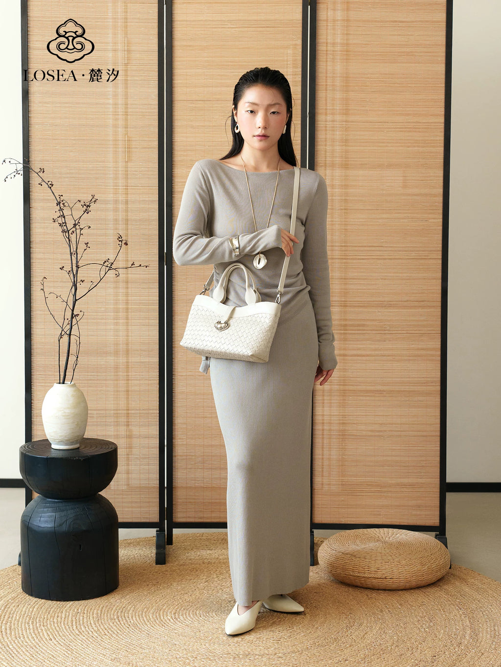 LOSEA Hand-woven Messenger Bag