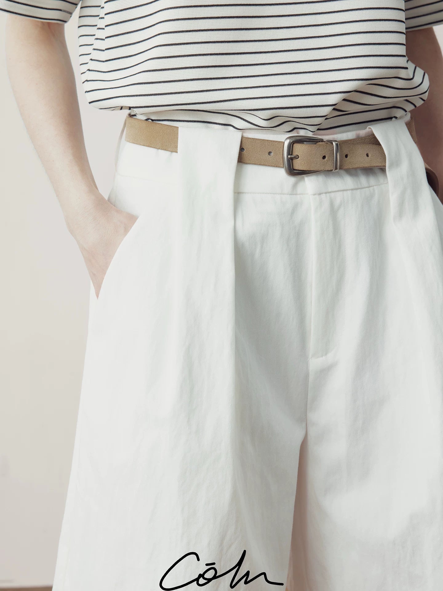 COLN Loose and Versatile Shorts