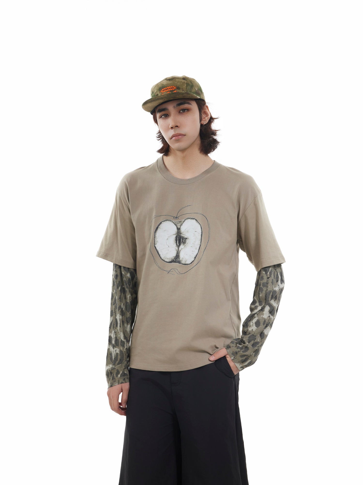 BTSG  camouflage splicing destroys fake two-piece long-sleeve Tee