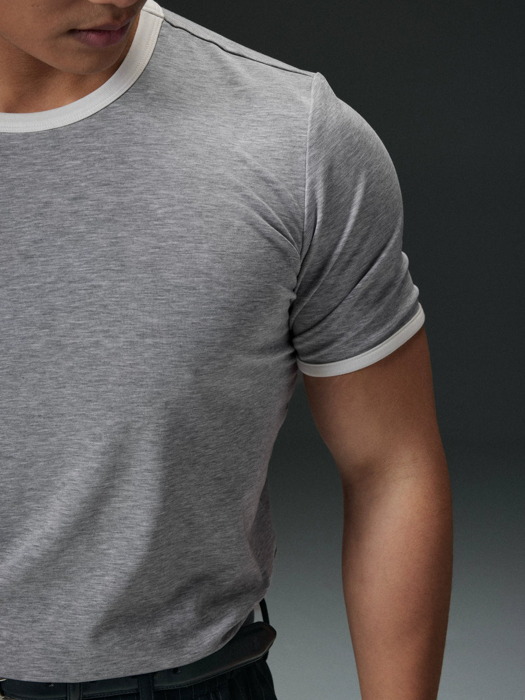 AFTERGLOW Contrast Rib Slim Commuter TEE