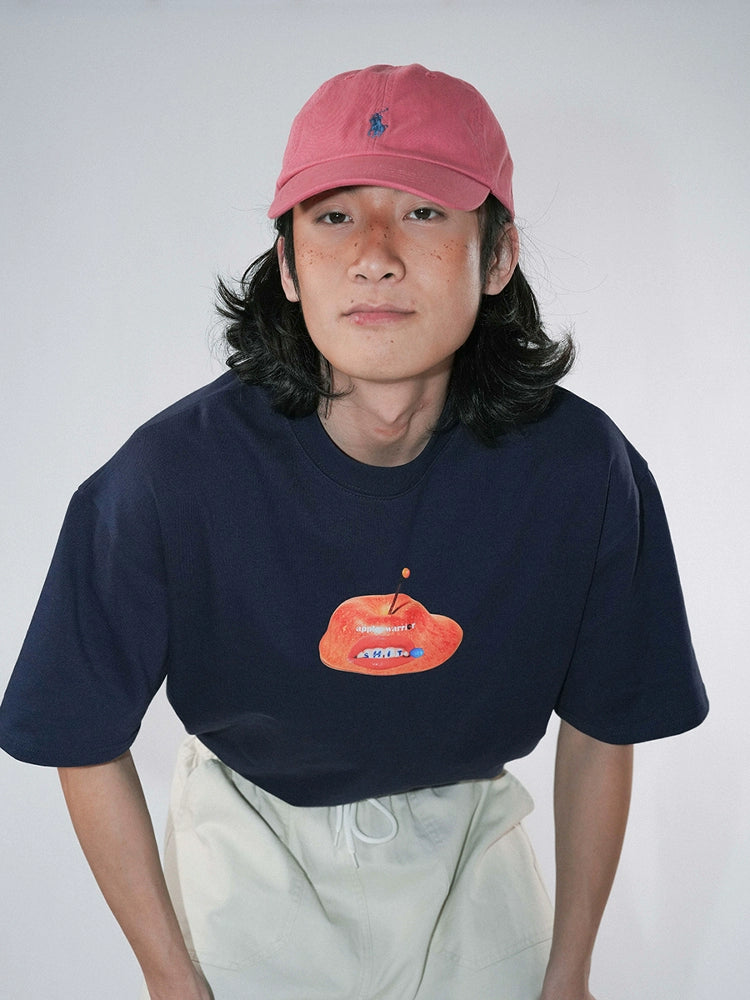 O3PARK Loose and Versatile "Apple Warrior" Printed Tee