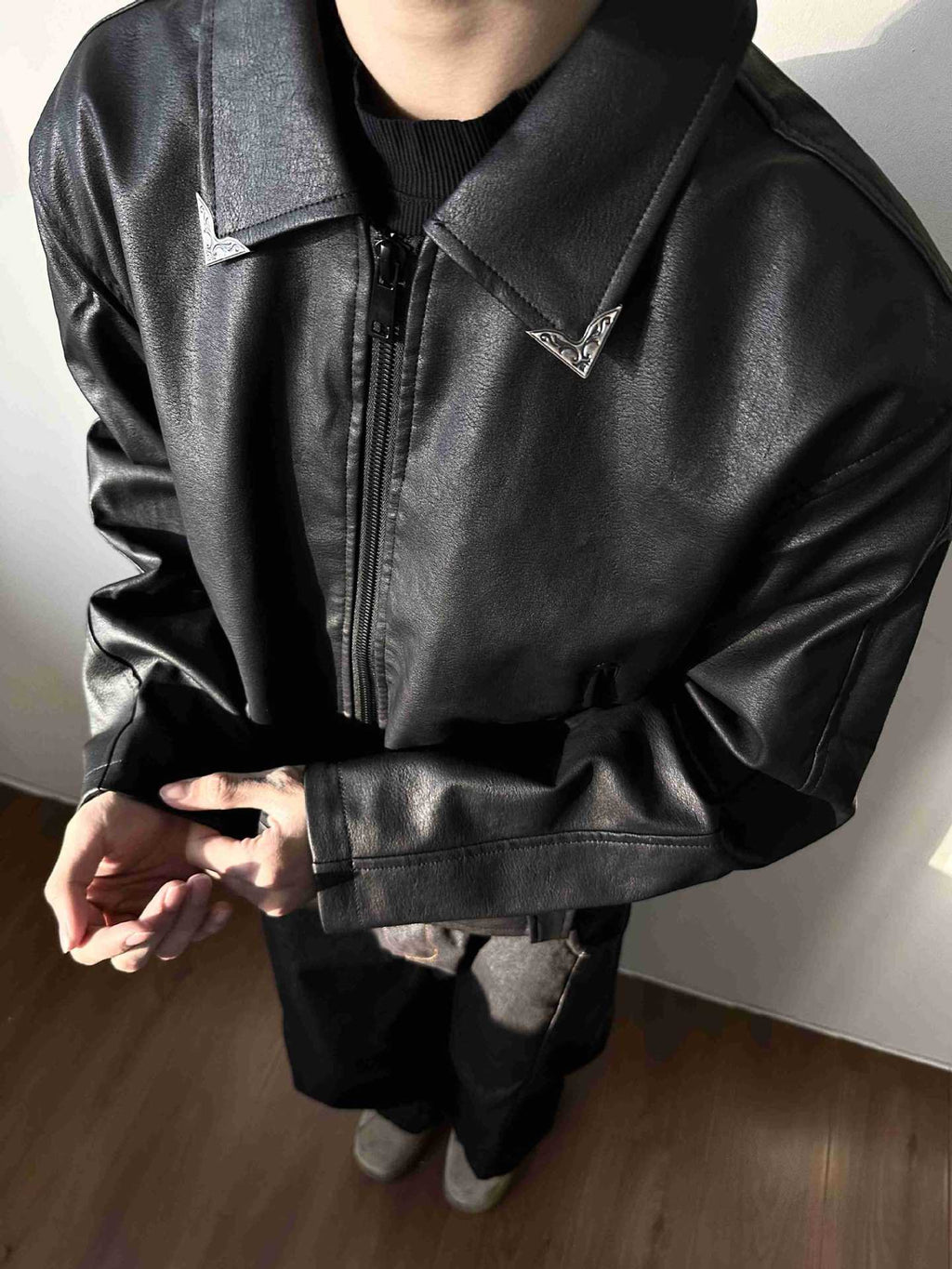 MADEEXTREME Spring Men's Oil Wax UV Crack Texture Retro PU Leather Short Jacket