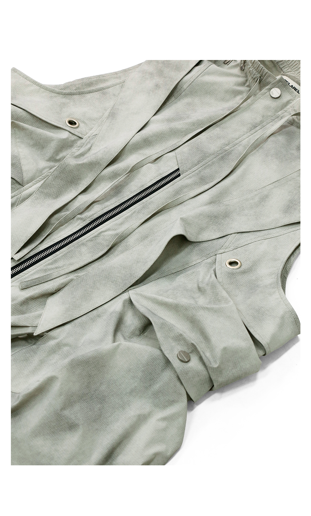 RELABEL Detachable and Assembled Multi-piercing Vest