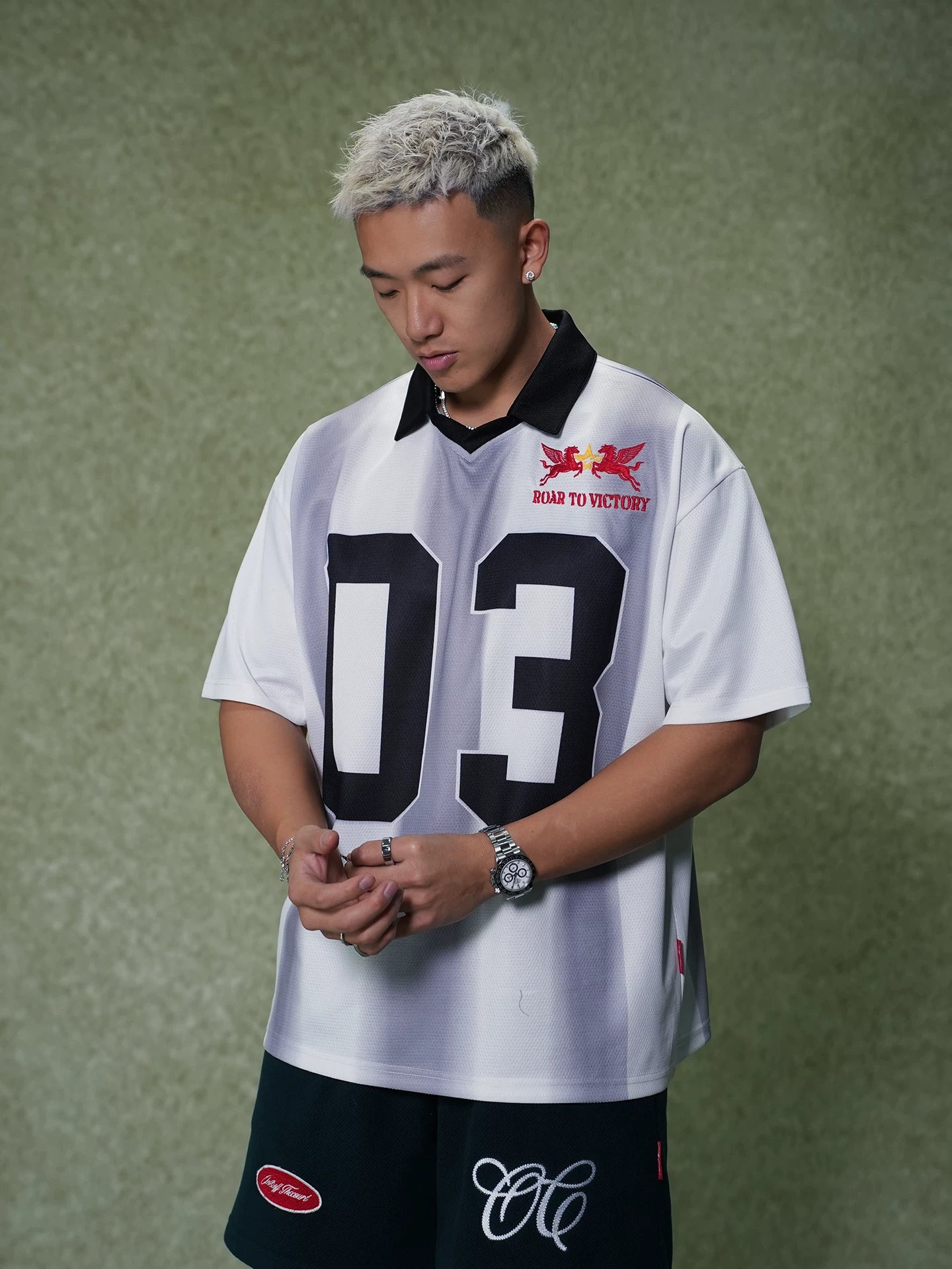 OOTC Vertical Embroidery Casual Tee