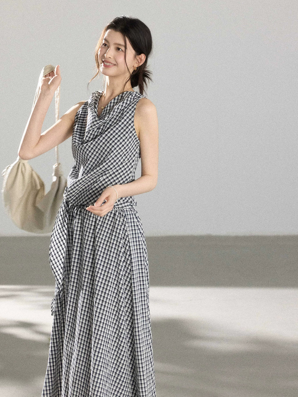 TYANG Plaid Sleeveless Vest Skirt Set