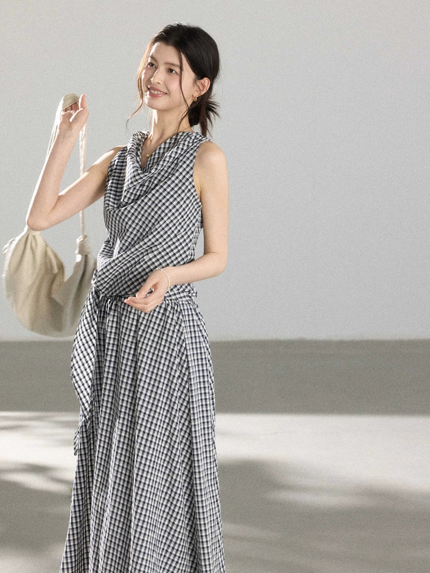 TYANG Plaid Sleeveless Vest Skirt Set