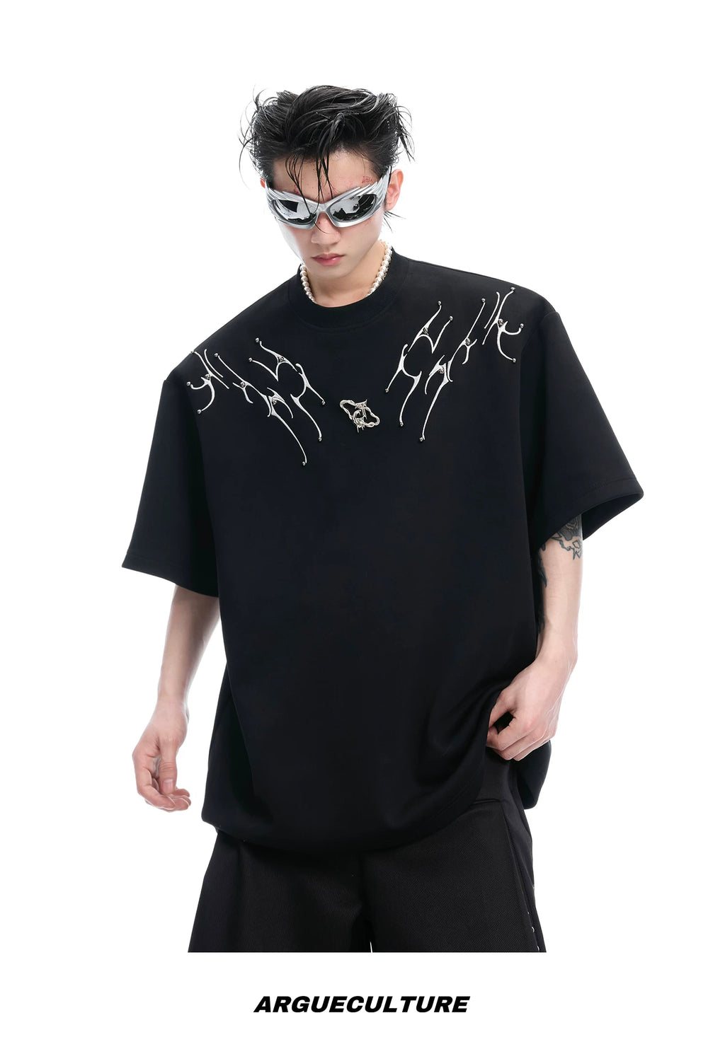 ArguECulturE Spine Embroidery Loose Crew Neck Tee