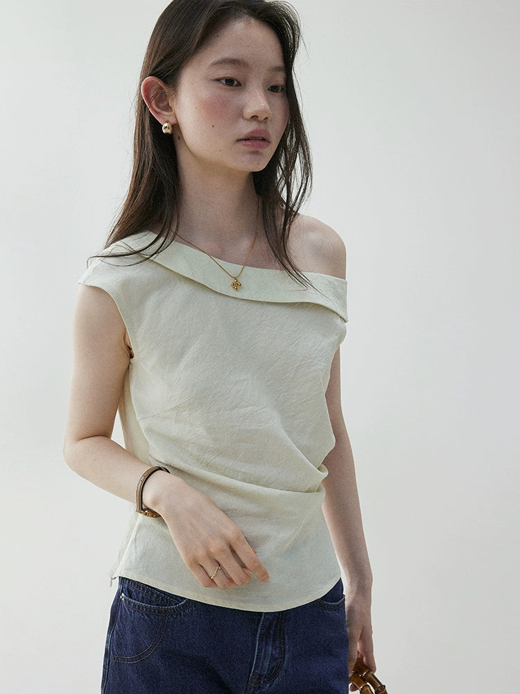 VOOE Irregularly Pleated Shoulder Shirt