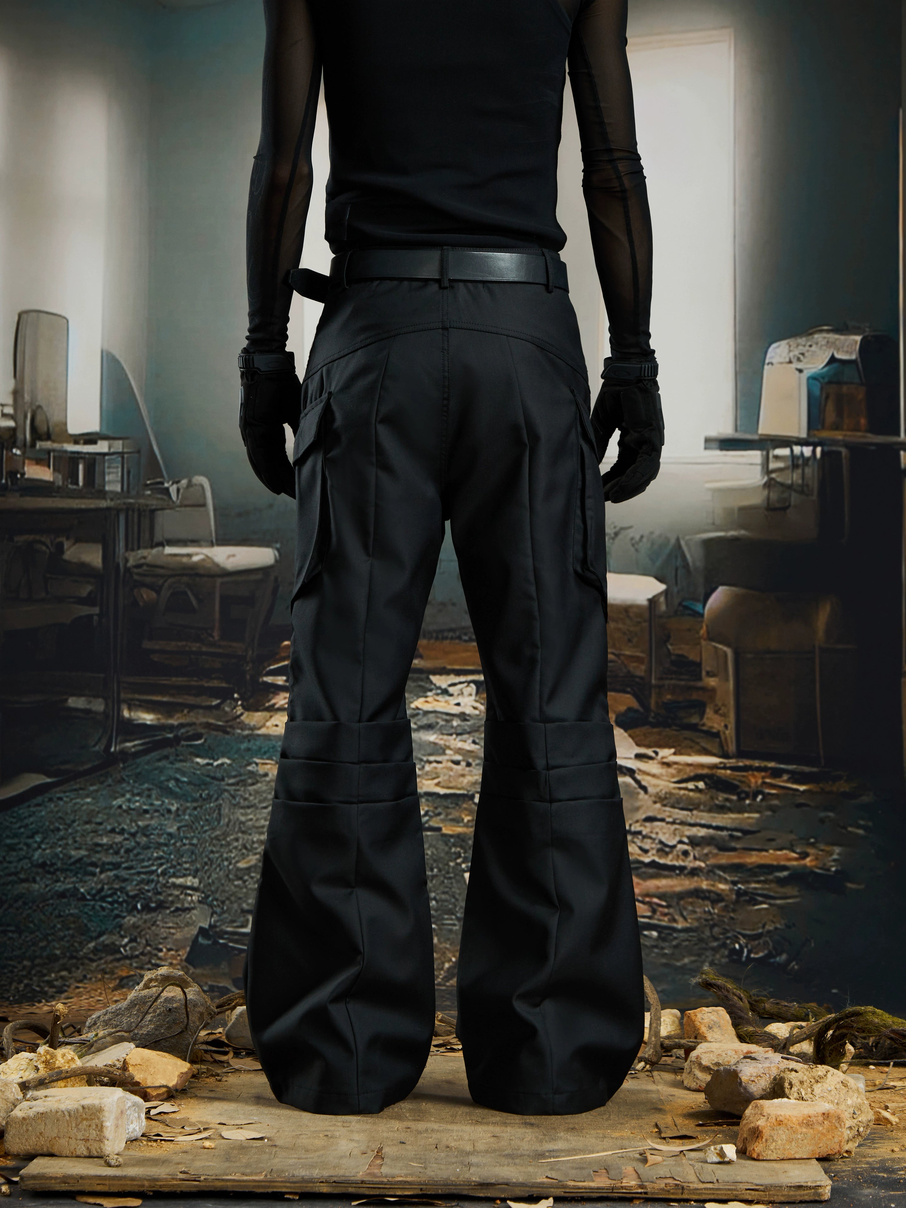 NOMANIAI Pleated and Versatile Trousers