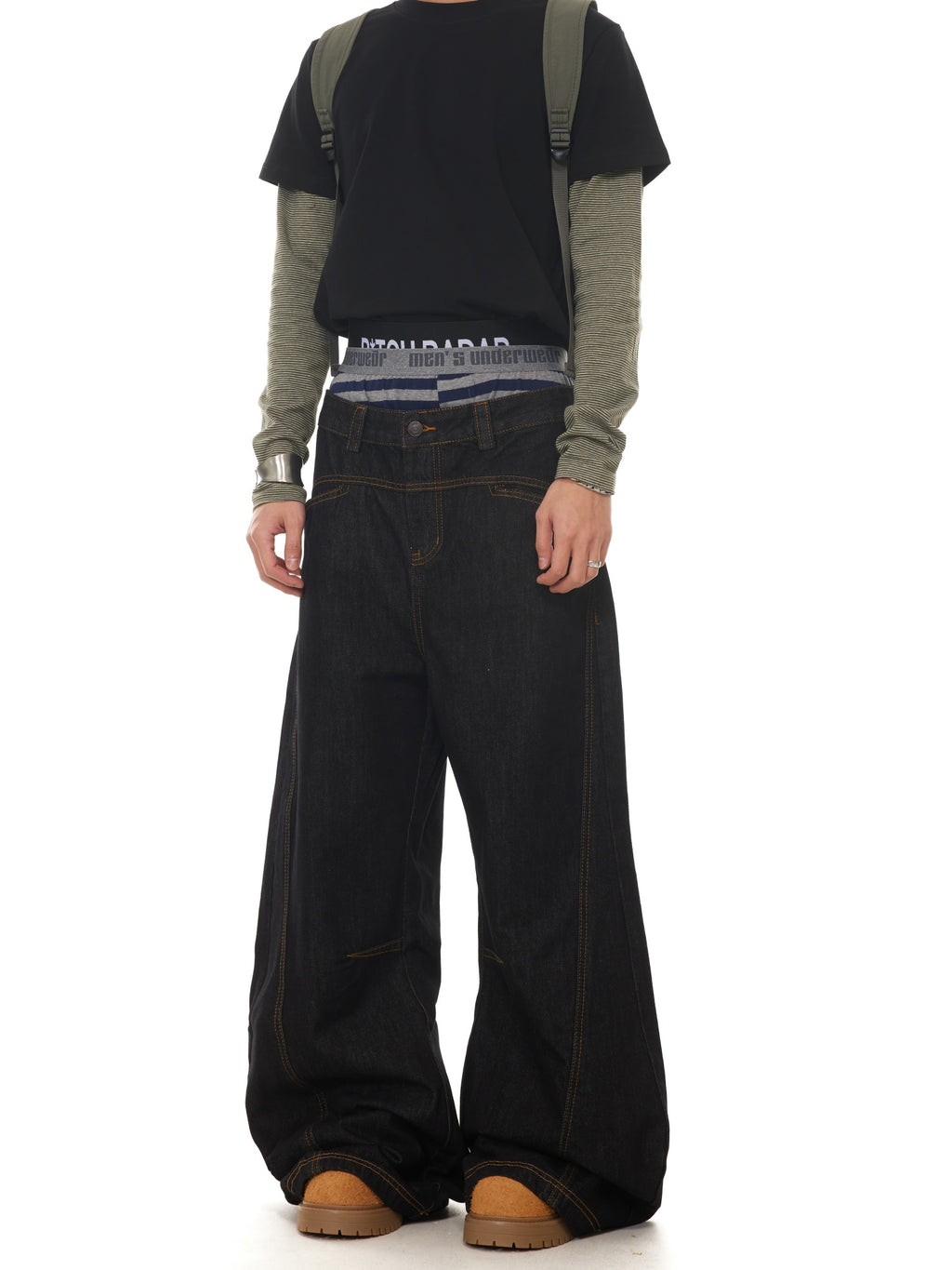 BTSG A-shaped bright line deconstruction primary scimitar jeans