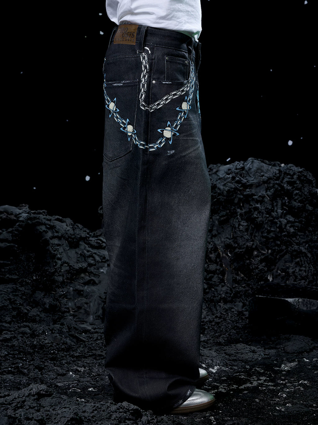 WHOOSIS Metal Pendant Denim Print Slacks