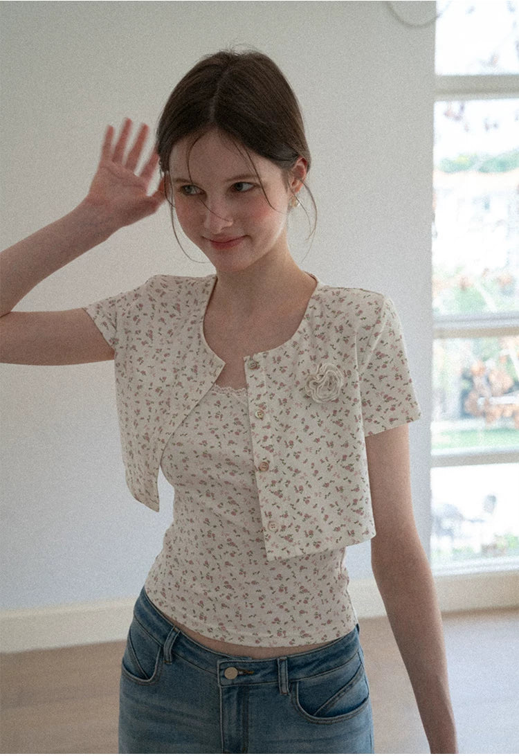 EGGKA Short Floral Cardigan Vest Suspender Set