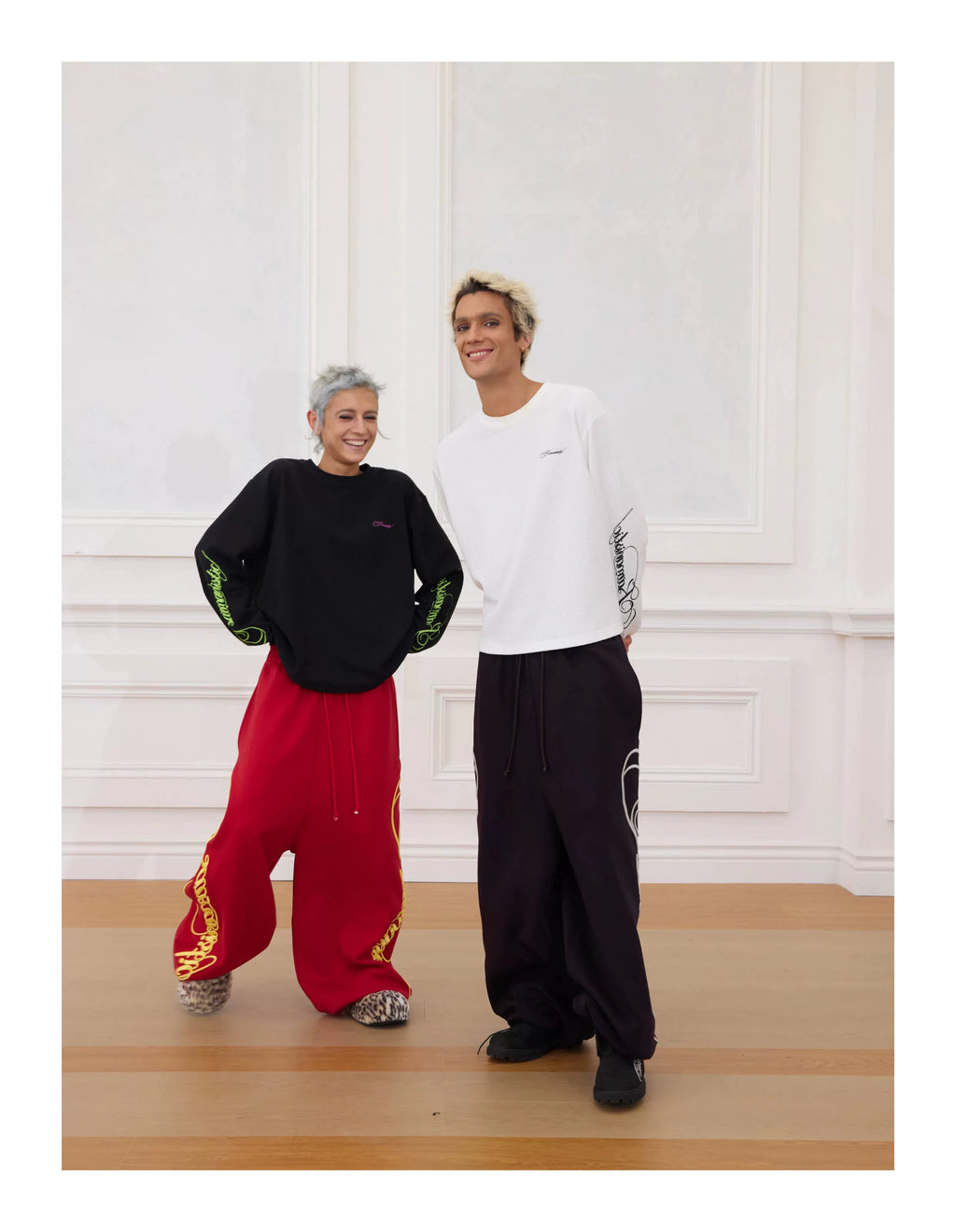 KARMANISTIC Vintage Embroidered Loose Straight Sweatpants