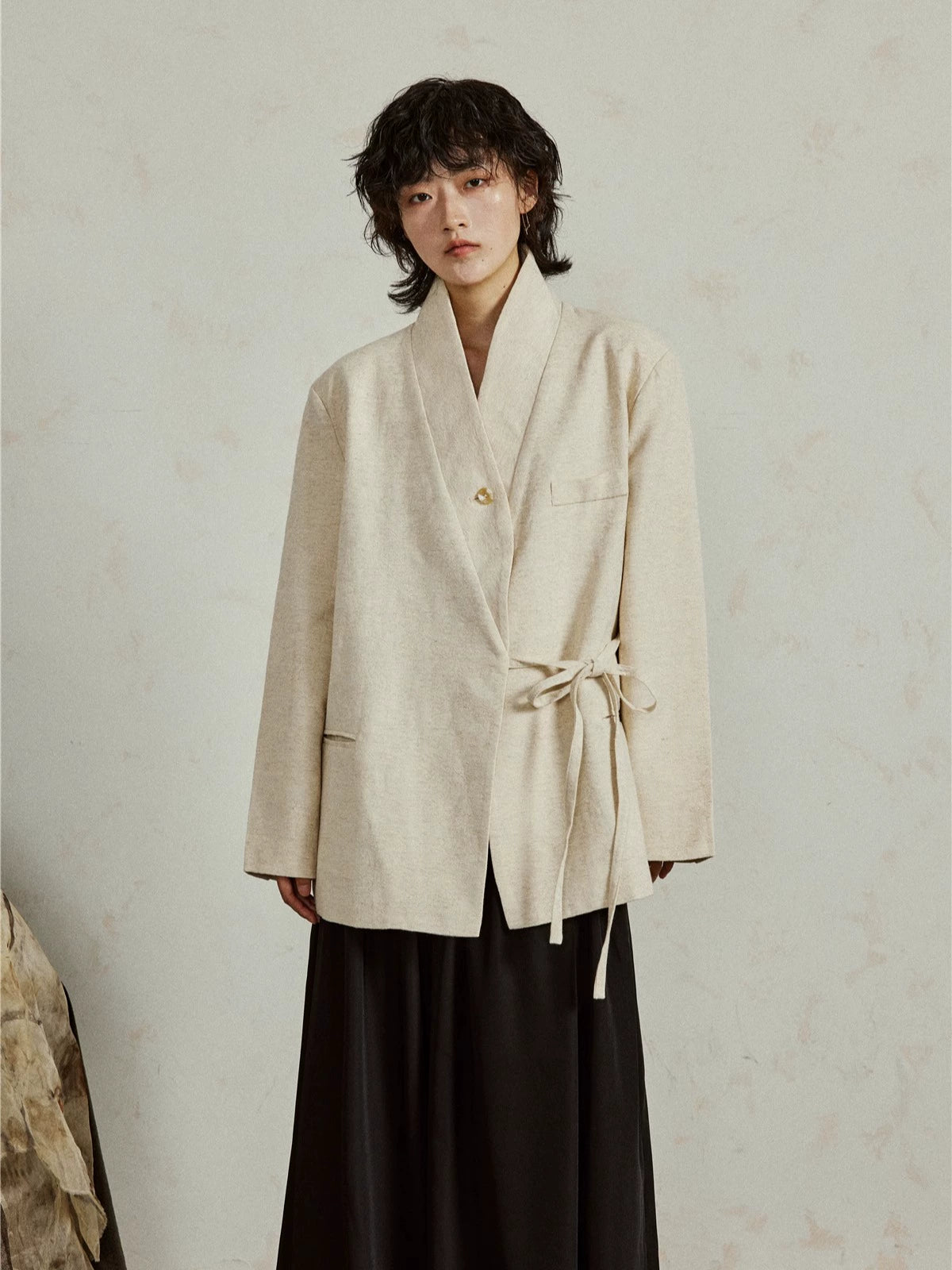 SUNYVONNE Diagonal Placket V-neck Lace-up Jacket