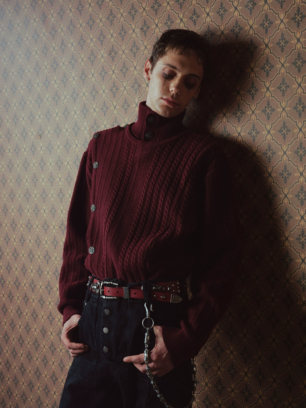 RICHILL Metal Buckle Stopper Twisted Sleeve Turtleneck Sweater