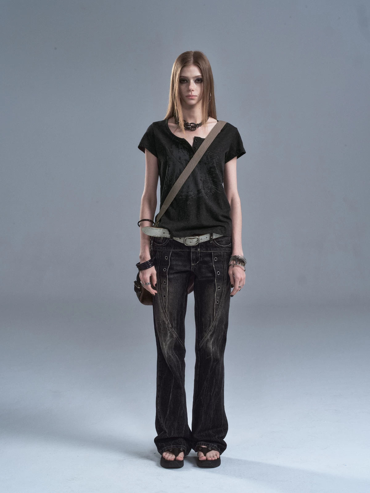 WearAndtear Large Round Neck Print Drape Light Tee