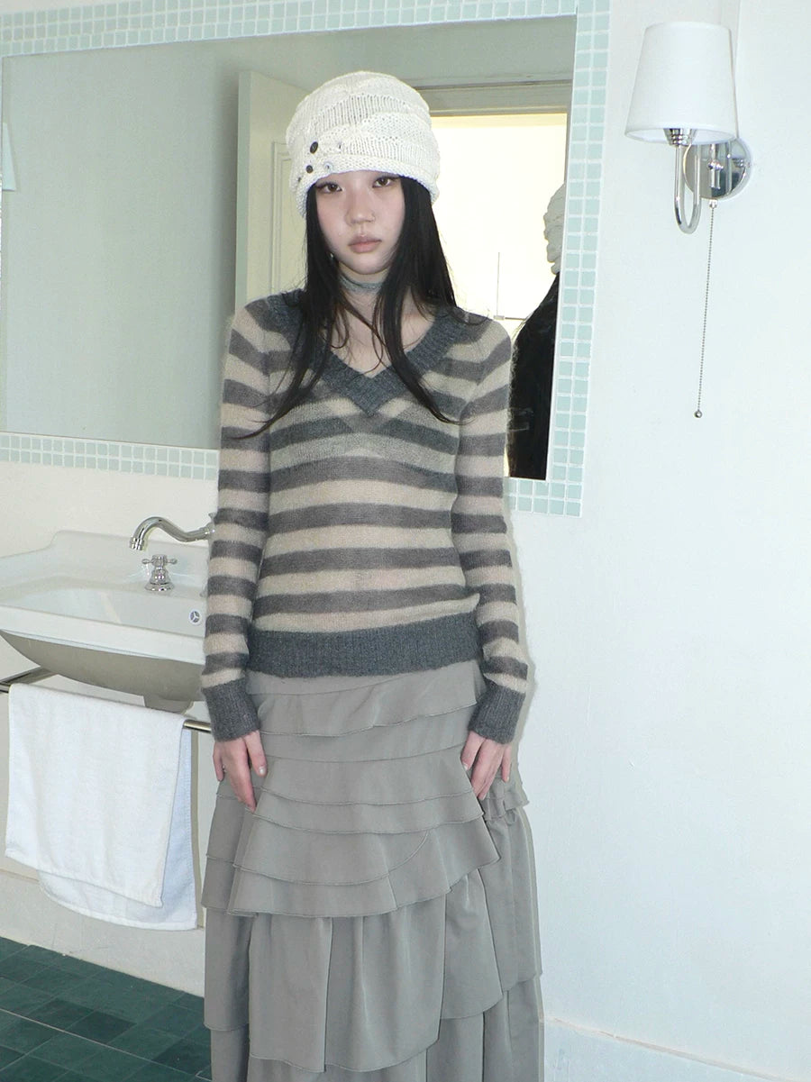 Ang:project Thin V-neck Contrast Striped Knit Long Sleeves