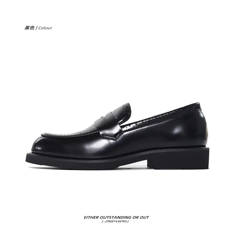 SHENLV STUDIO Engraved Retro Thin-soled Loafers Leather Shoes