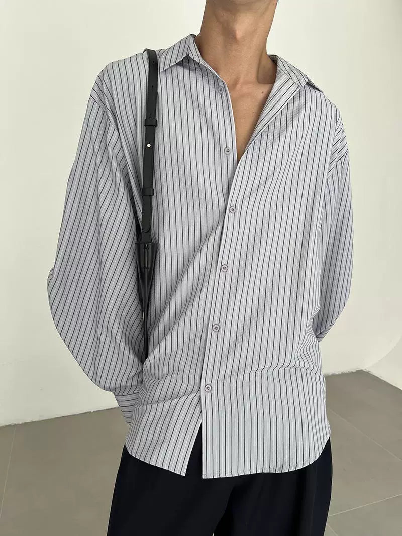 COLN Loose Lazy Slack Striped Shirt