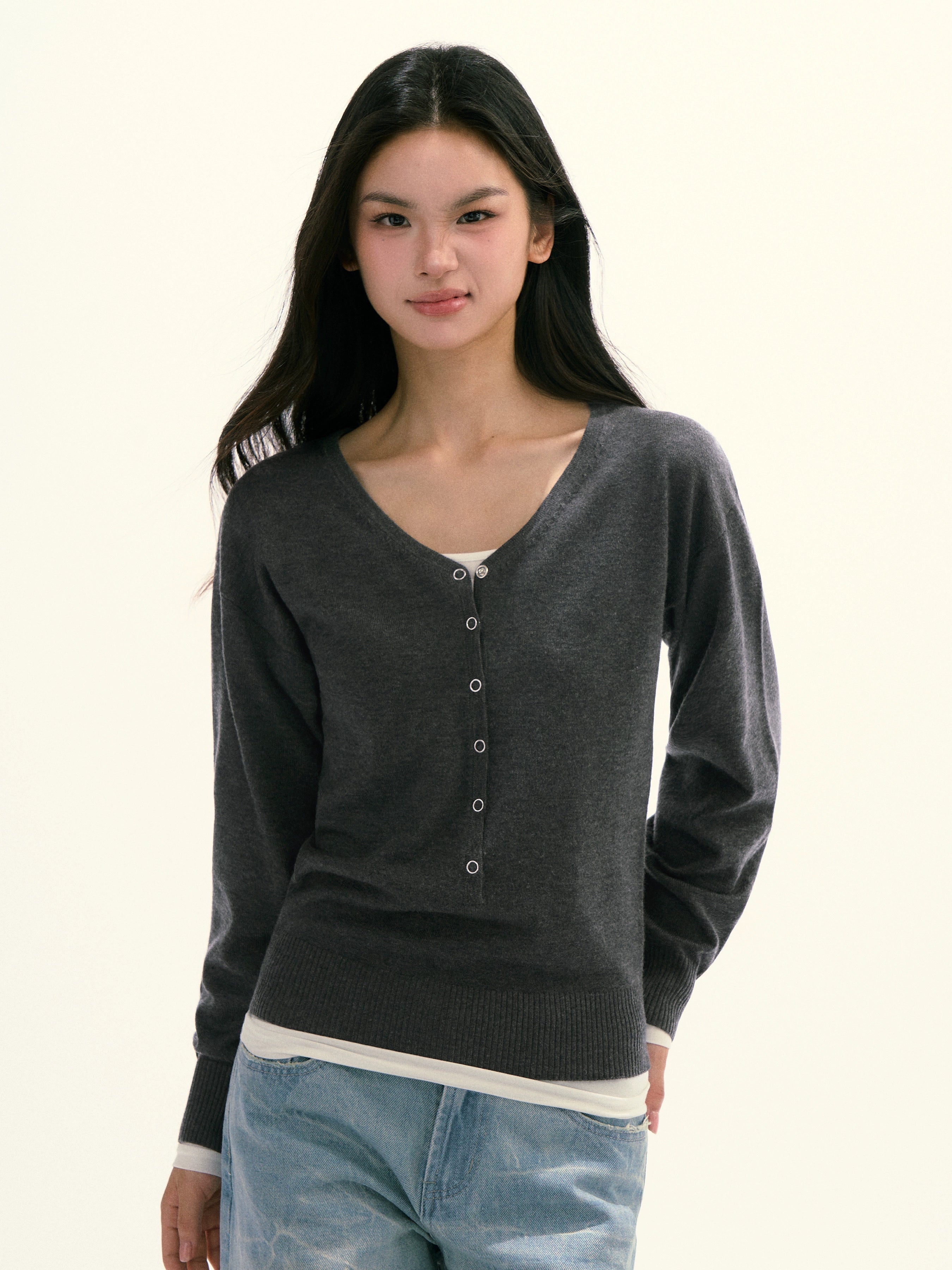 Ariseism Knitted Cardigan V-neck Cardigan