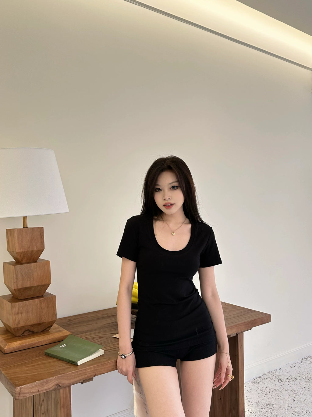 Popchee Comfortable U Neck Slim Tee