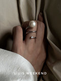 Lilis Weekend Pearl Wrap 3D Minimalist Ring