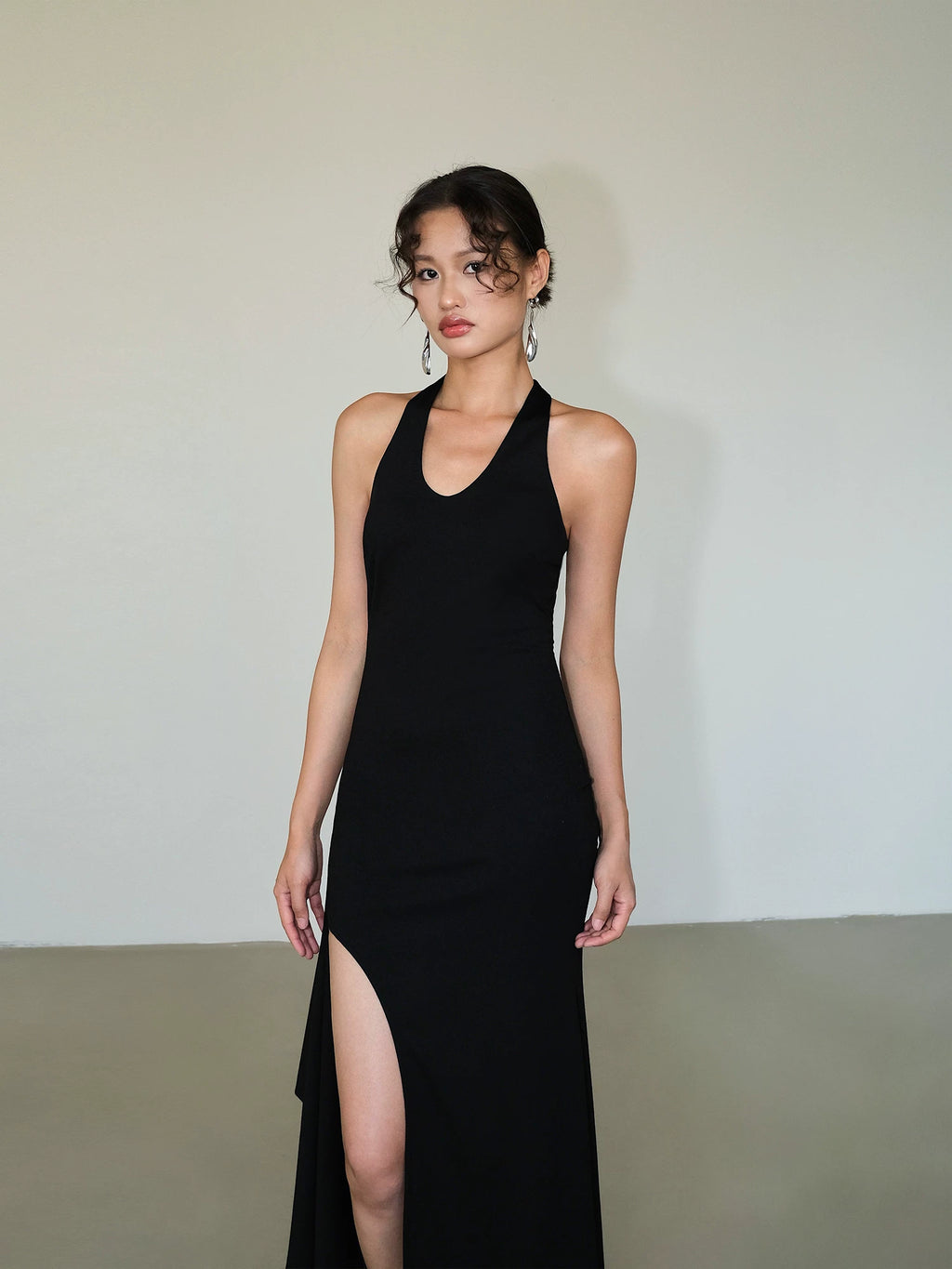 Ousph Strap V-neck Neck Dress