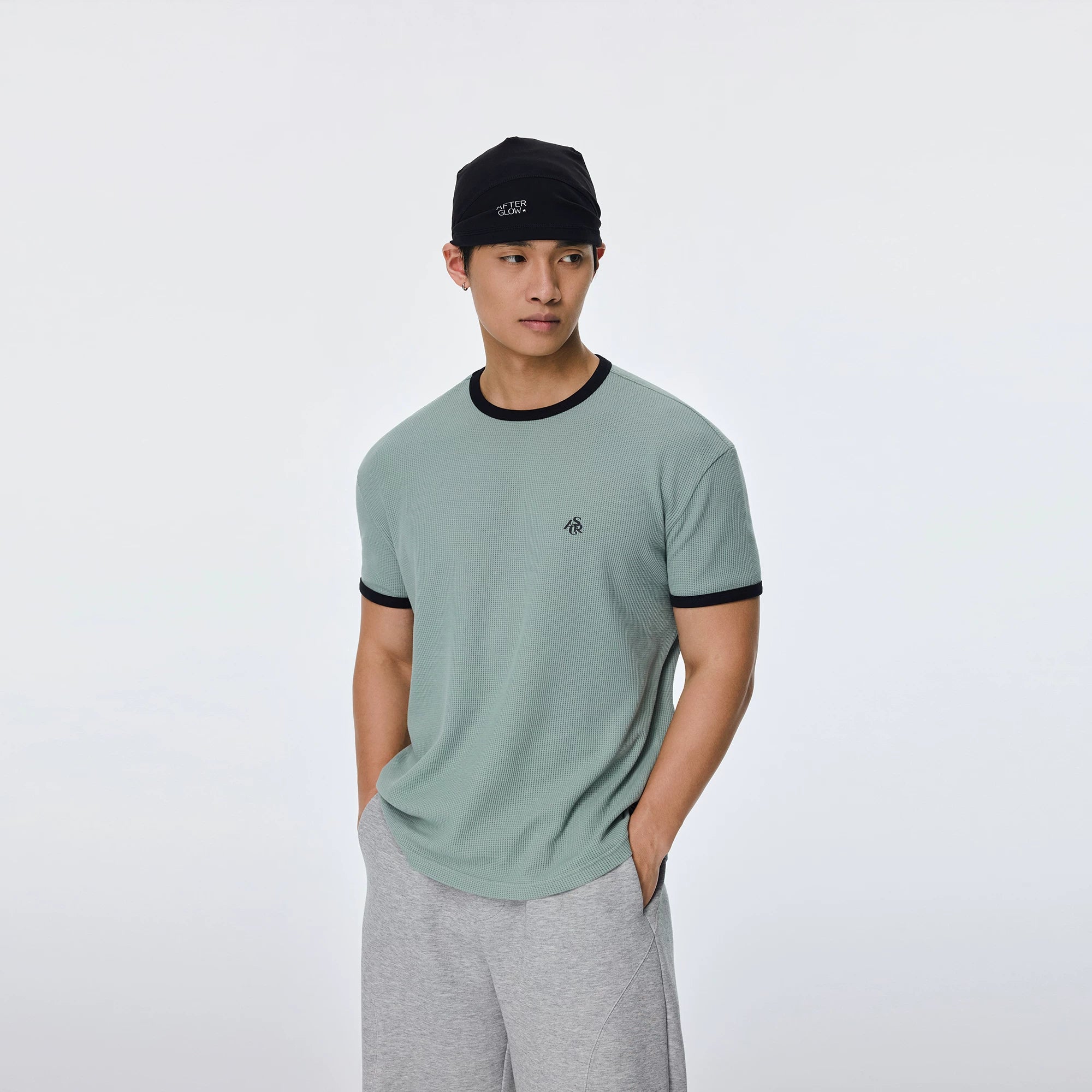 AFTERGLOW Retro Contrasting Slim Tee