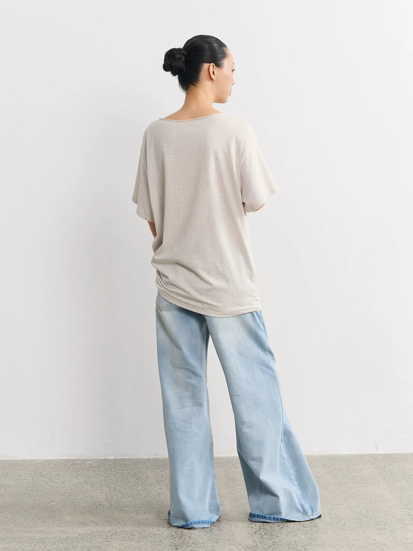 LINY LIBERTY Vintage Curled Round Neck Loose Tee