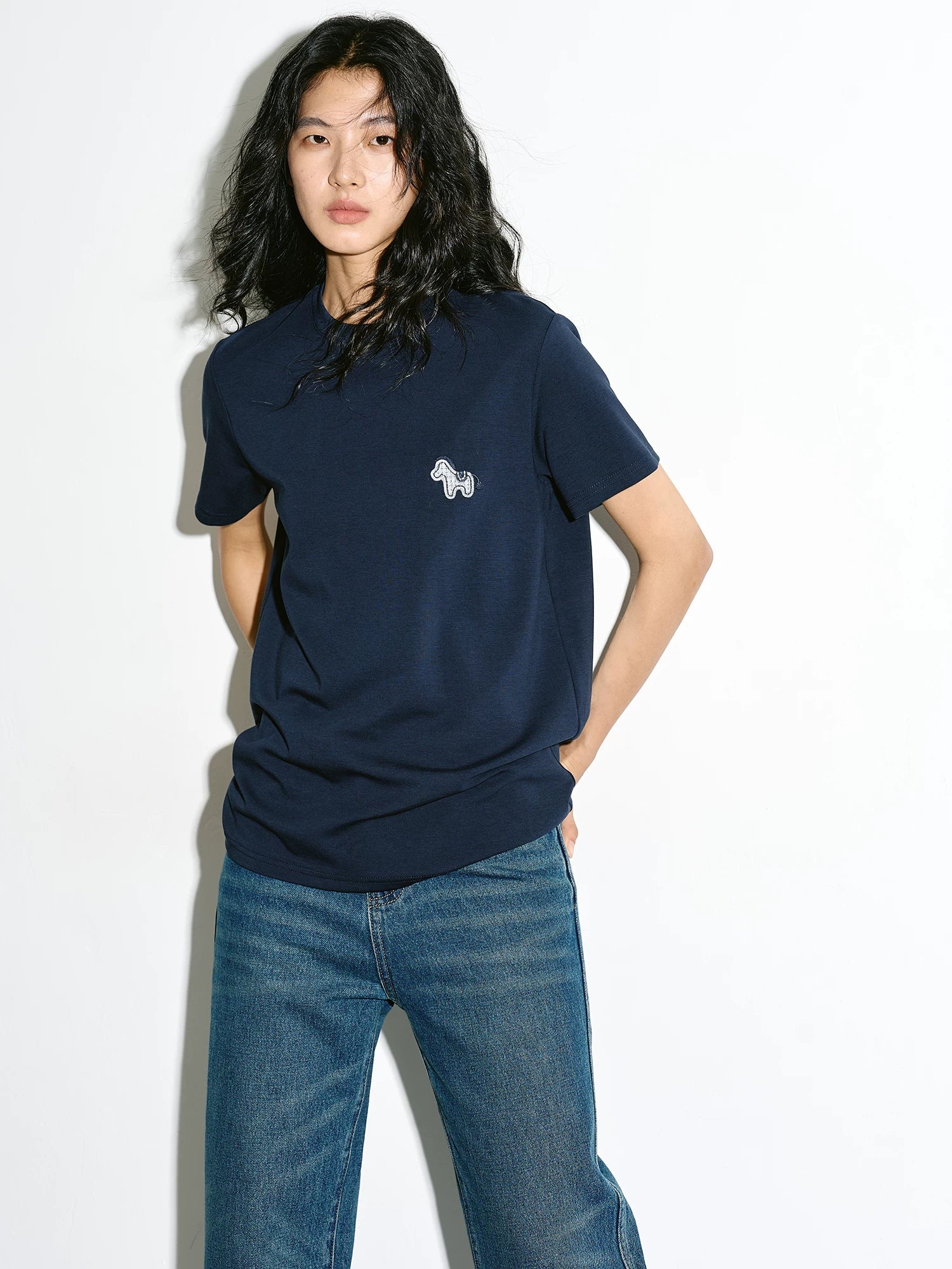 EIGHTHMONTH Loose and Thin Casual Tee