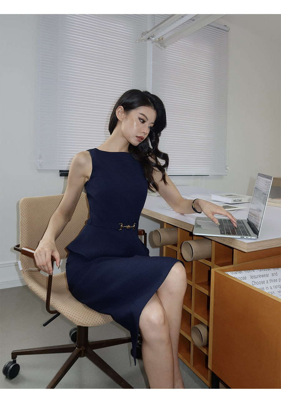 LLROGE Slim Skirt Two-piece Set