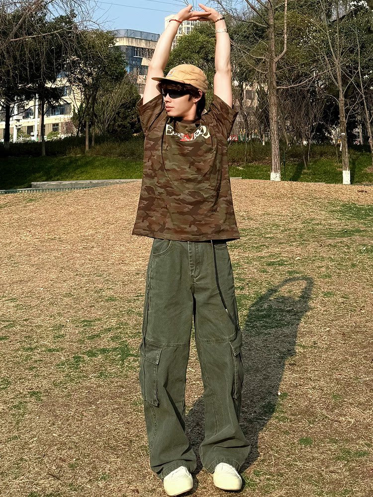 NOVACAM Retro Camo Female Spoof Fun Tee