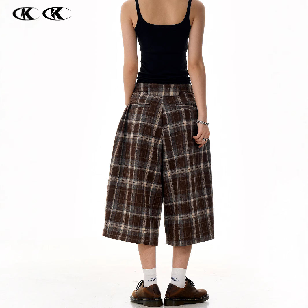 11KN Retro Plaid Loose Cropped Shorts
