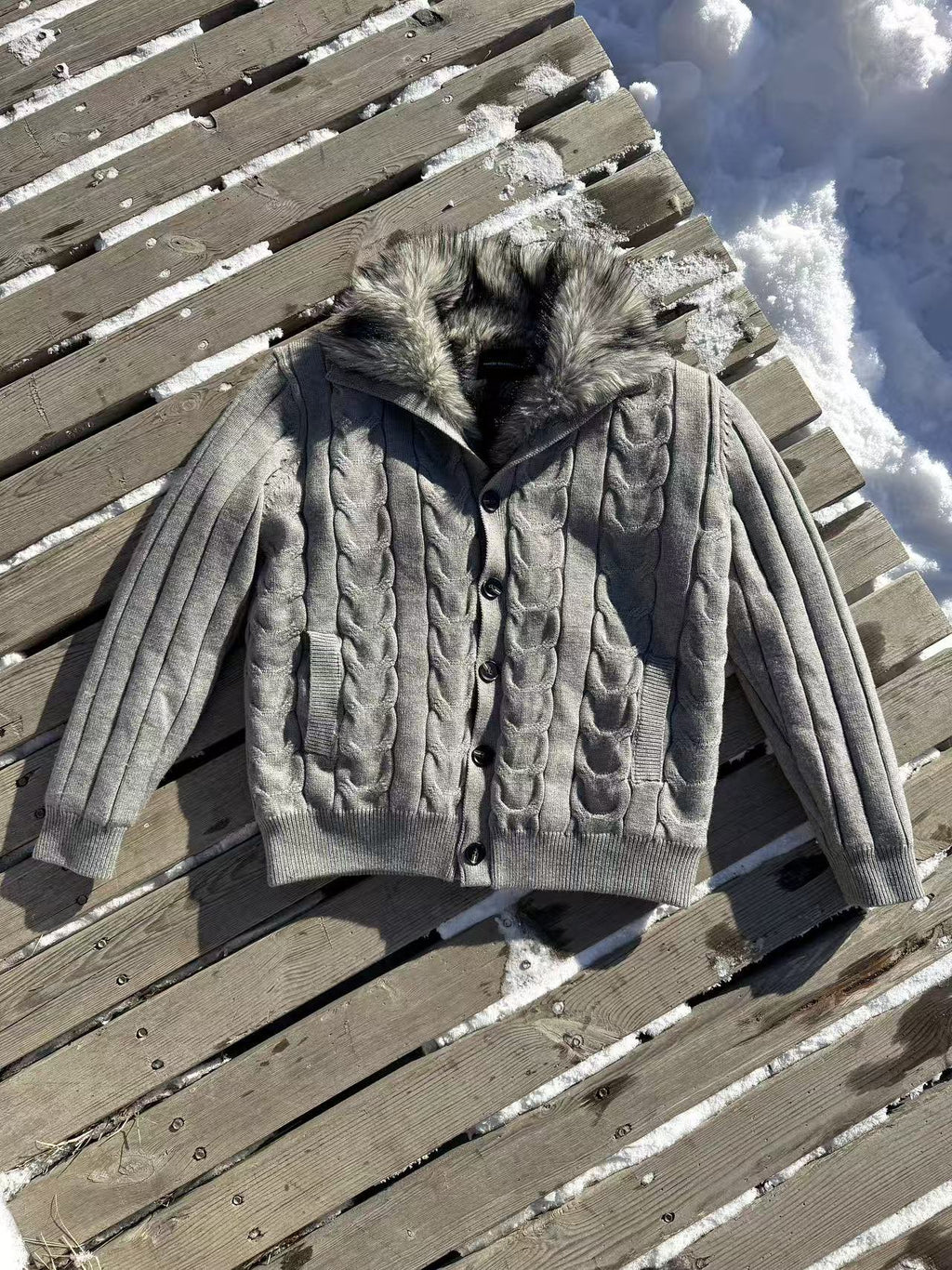 EME Knitted Stand-neck Zip-up Cardigan